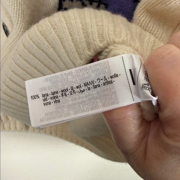 Zara Disney Daisy Duck Wool Cardigan - Picture 8 of 10